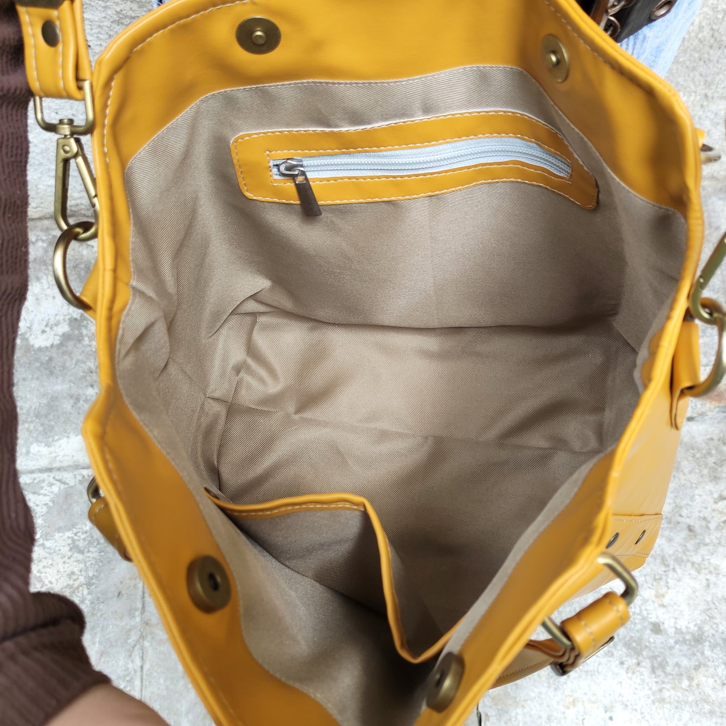 Moonwake Handbag Medium