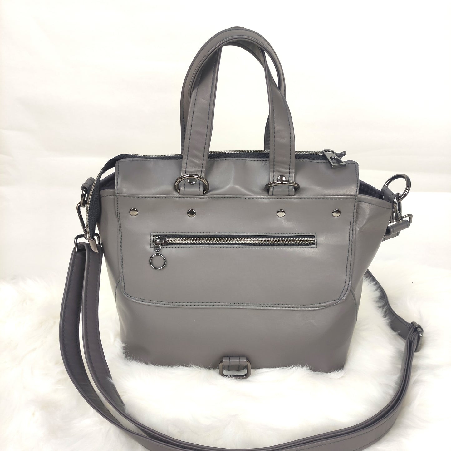 Solasta Handbag