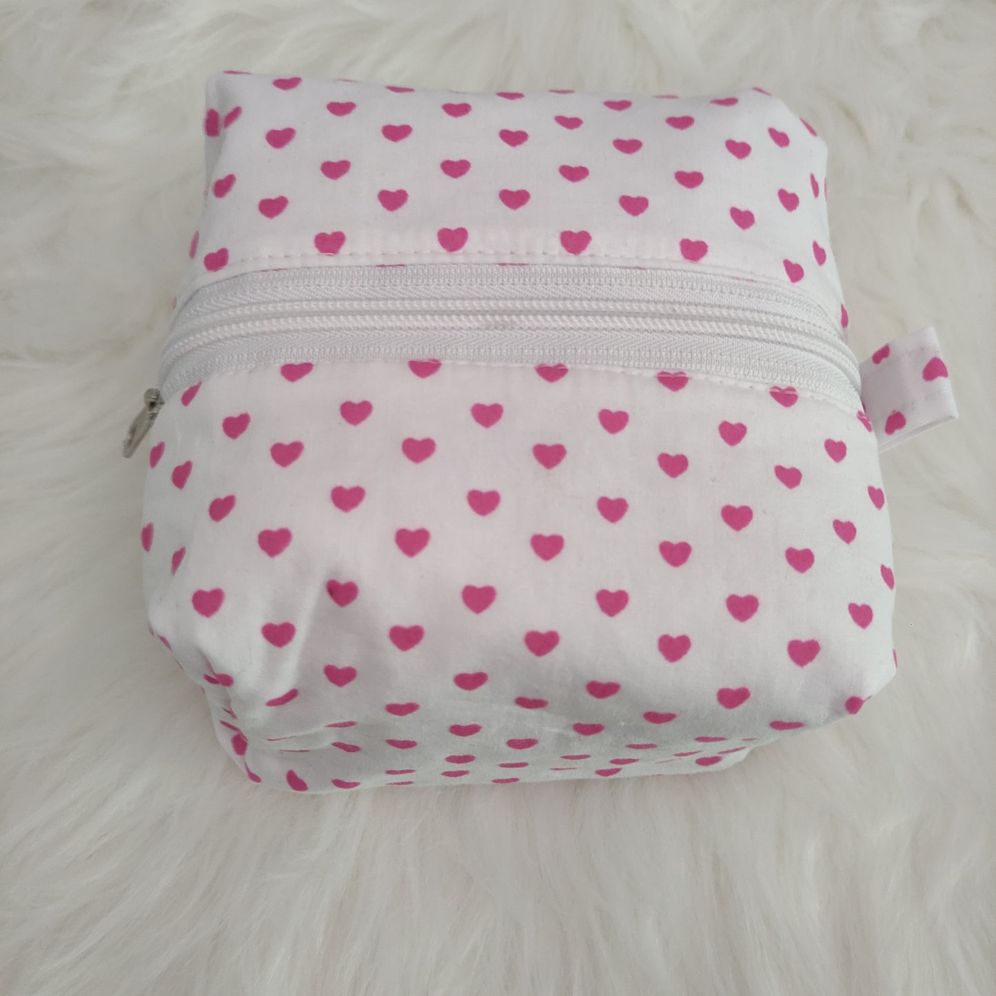 pink hearts boxy bag