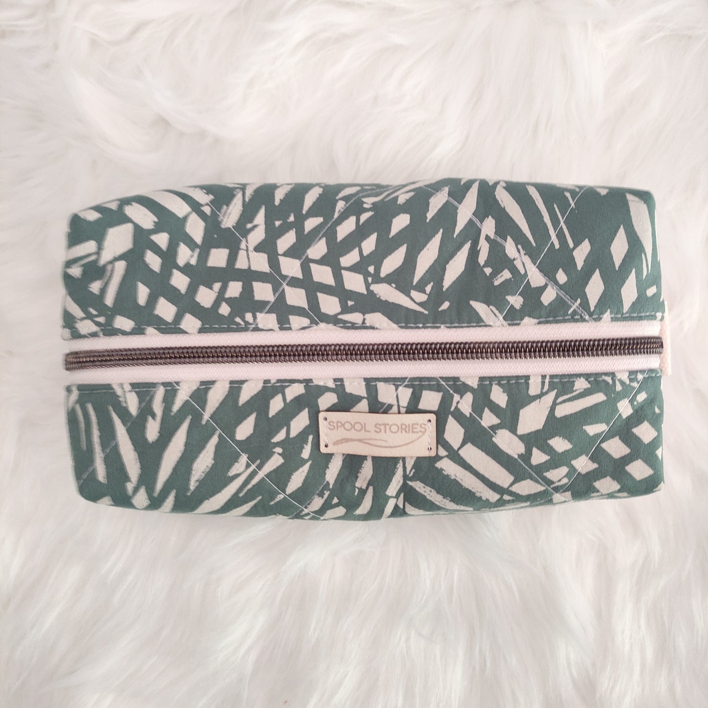 boxy zipper pouch