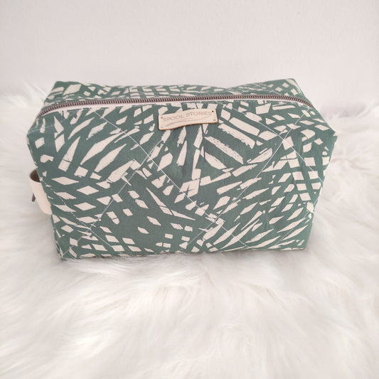 zipper pouch