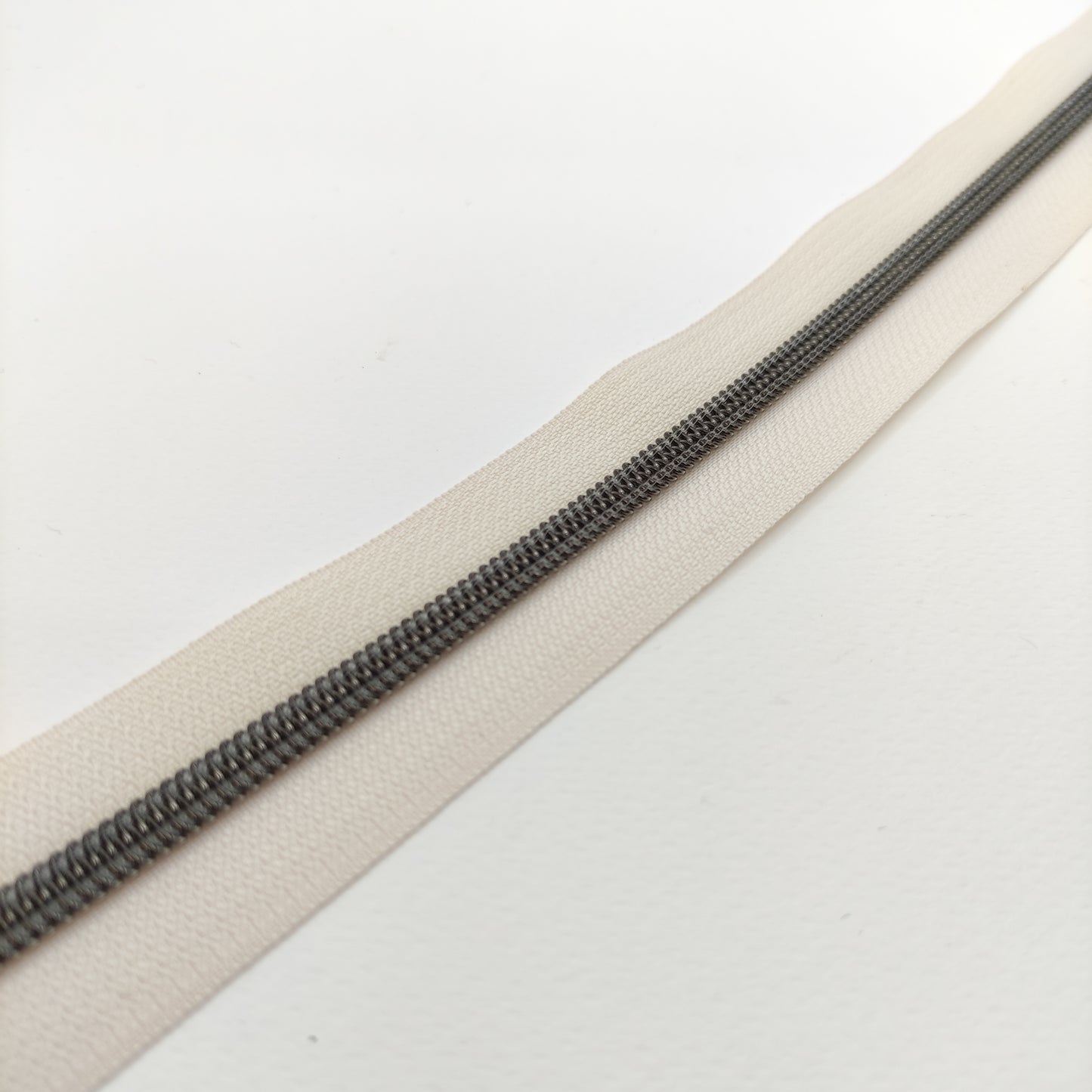 Black nickel zipper #5