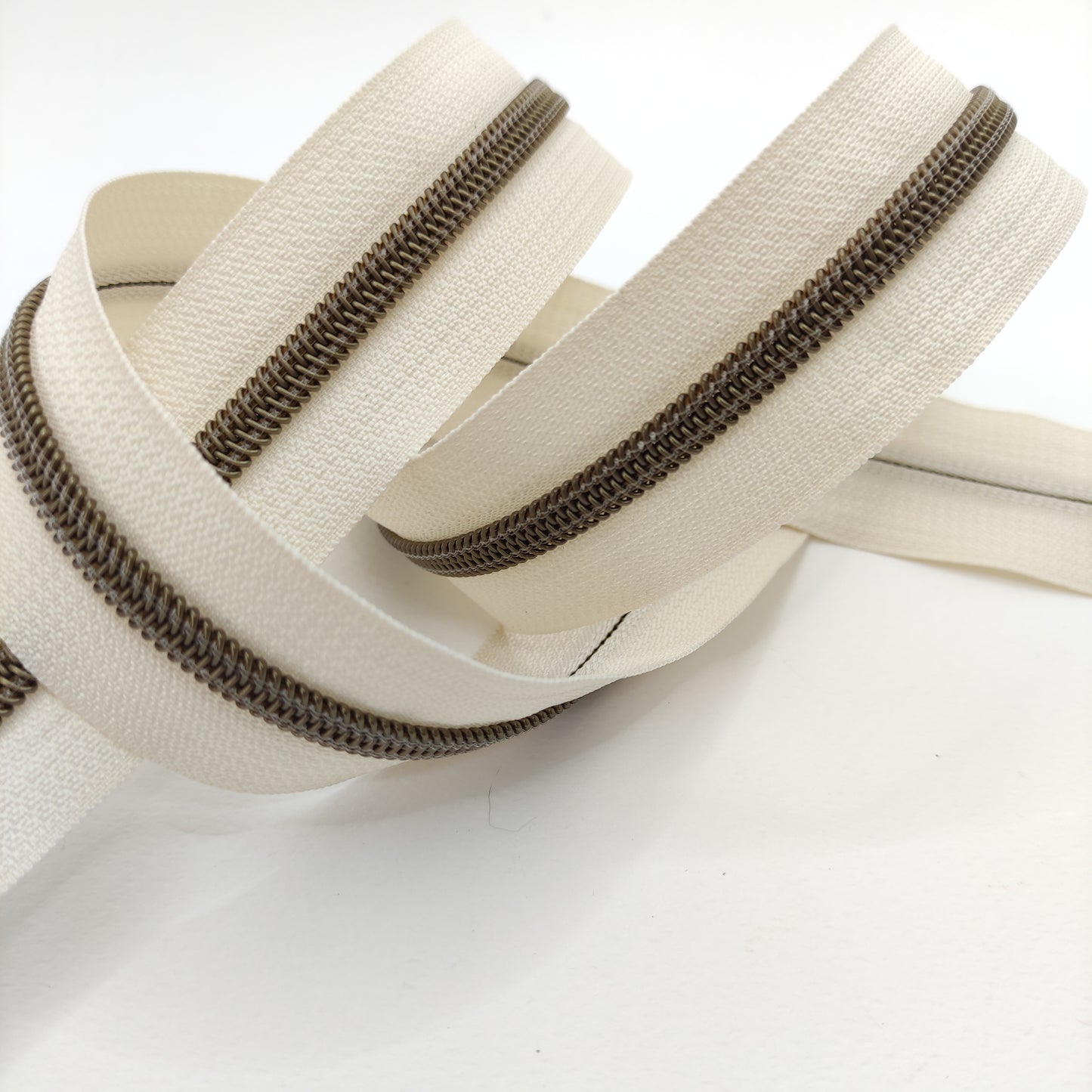 Bronze #5 zipper by the yard