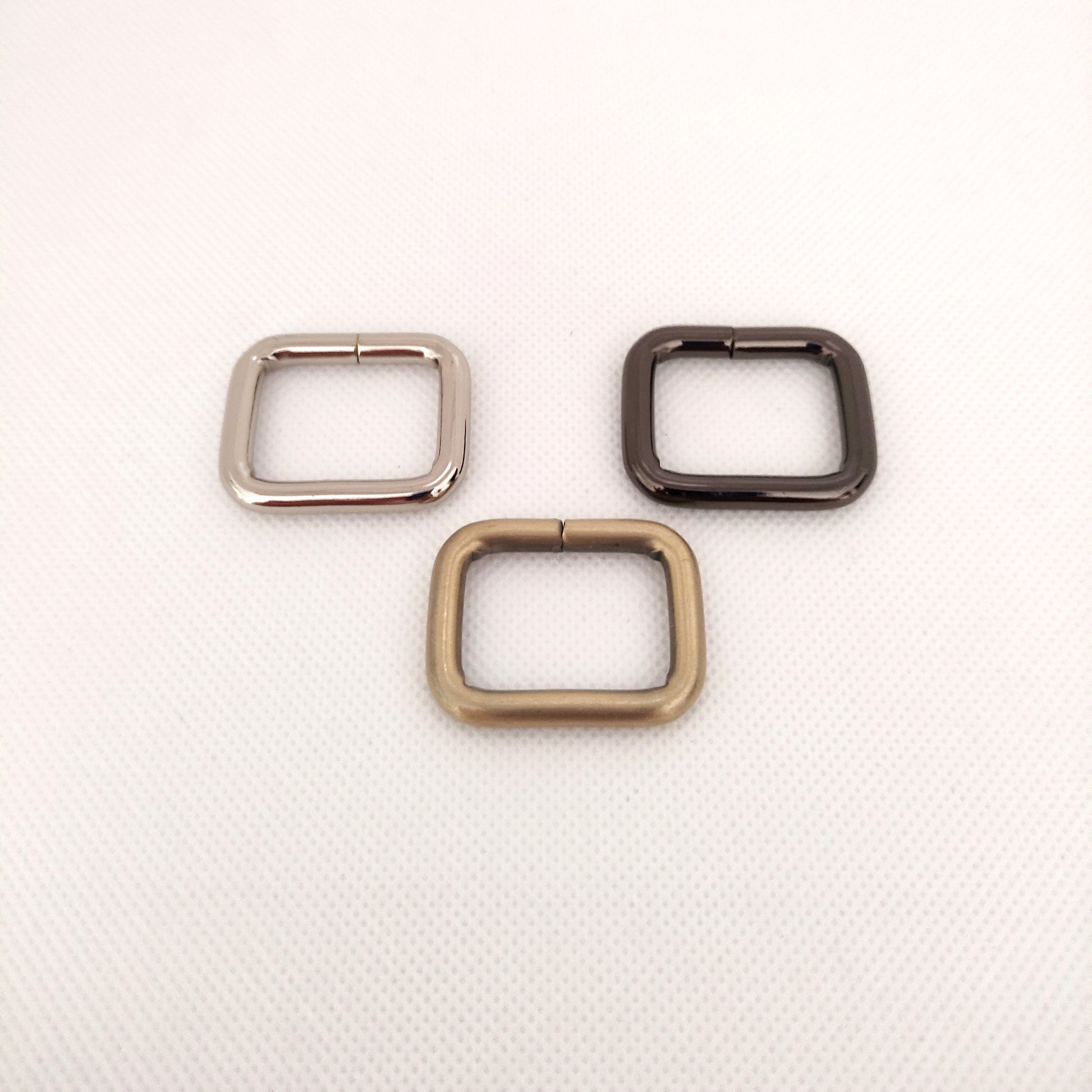 Καρέ Μεταλλικά 25mm